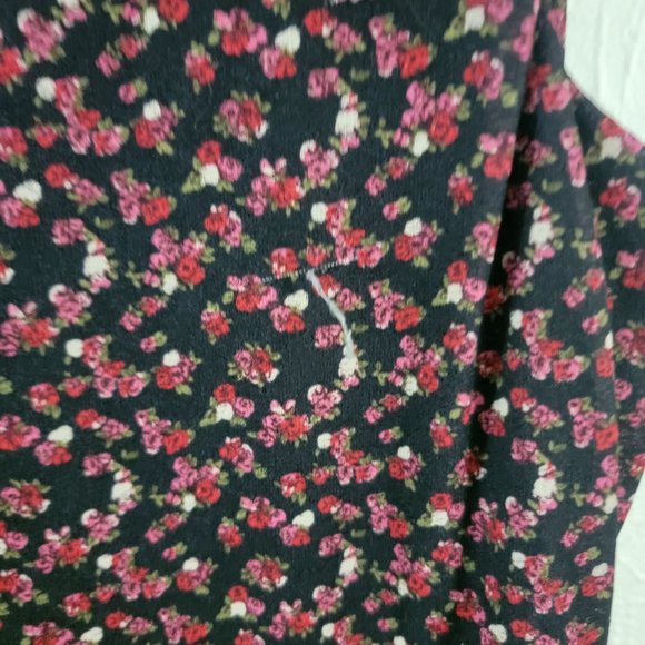 Large Black Floral Xhilaration Short SleeveMini Dress - Picture 3 of 5